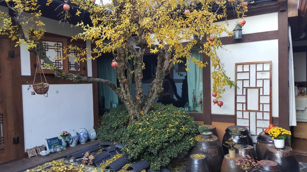 Inyeon Hanok Guesthouse Jeonju Buitenkant foto