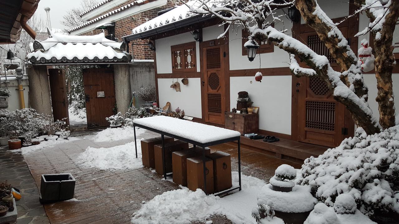 Inyeon Hanok Guesthouse Jeonju Buitenkant foto