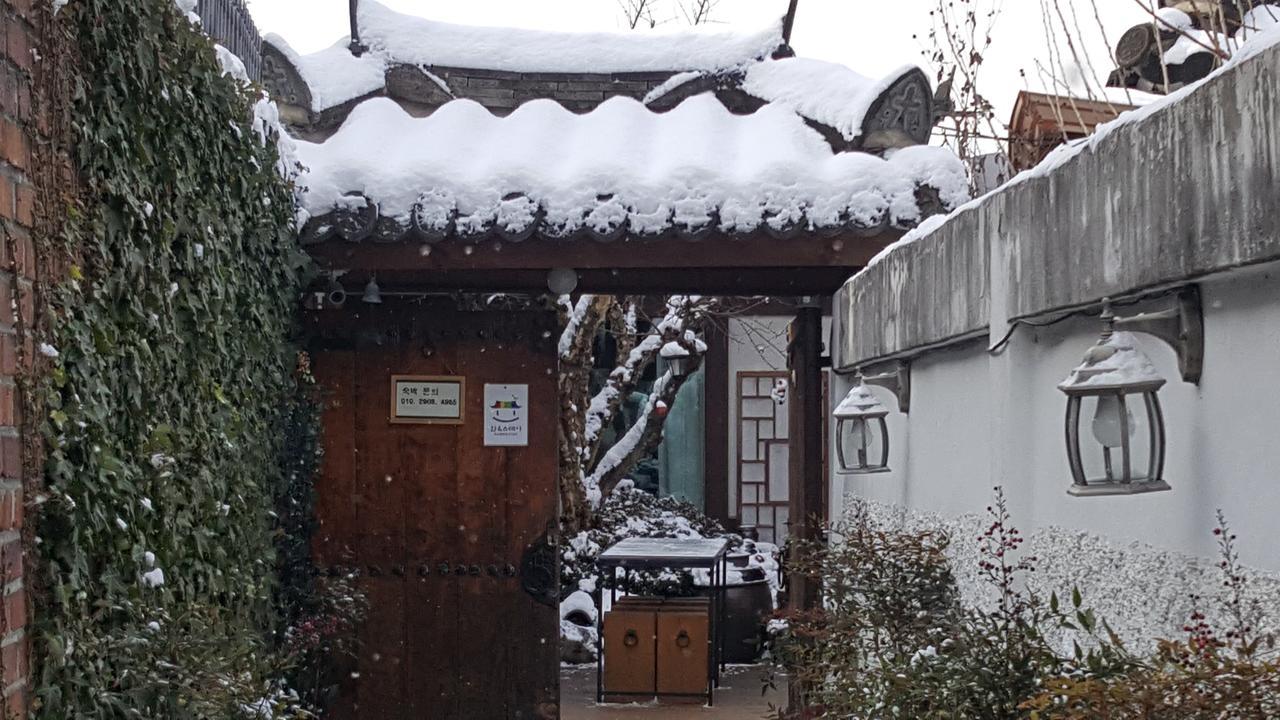 Inyeon Hanok Guesthouse Jeonju Buitenkant foto