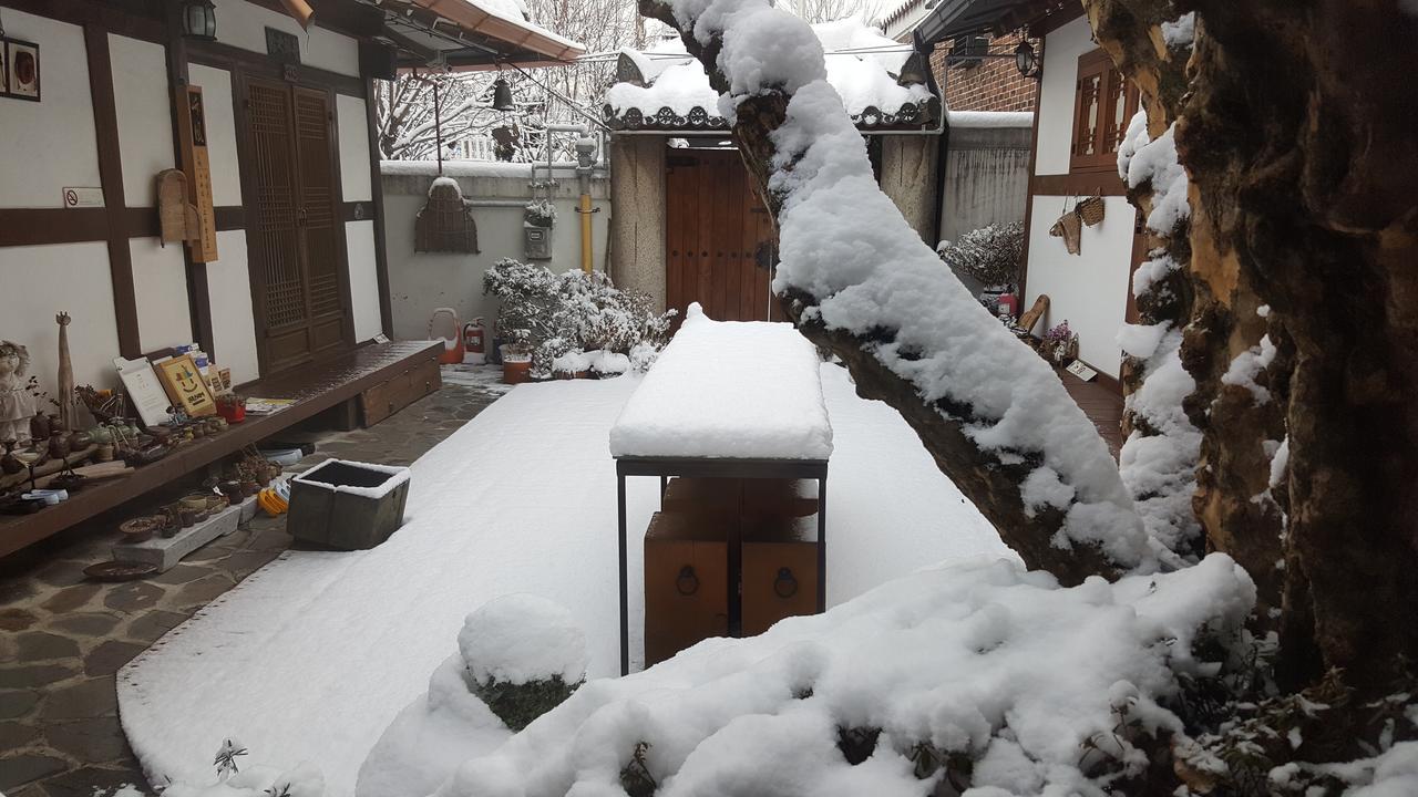 Inyeon Hanok Guesthouse Jeonju Buitenkant foto