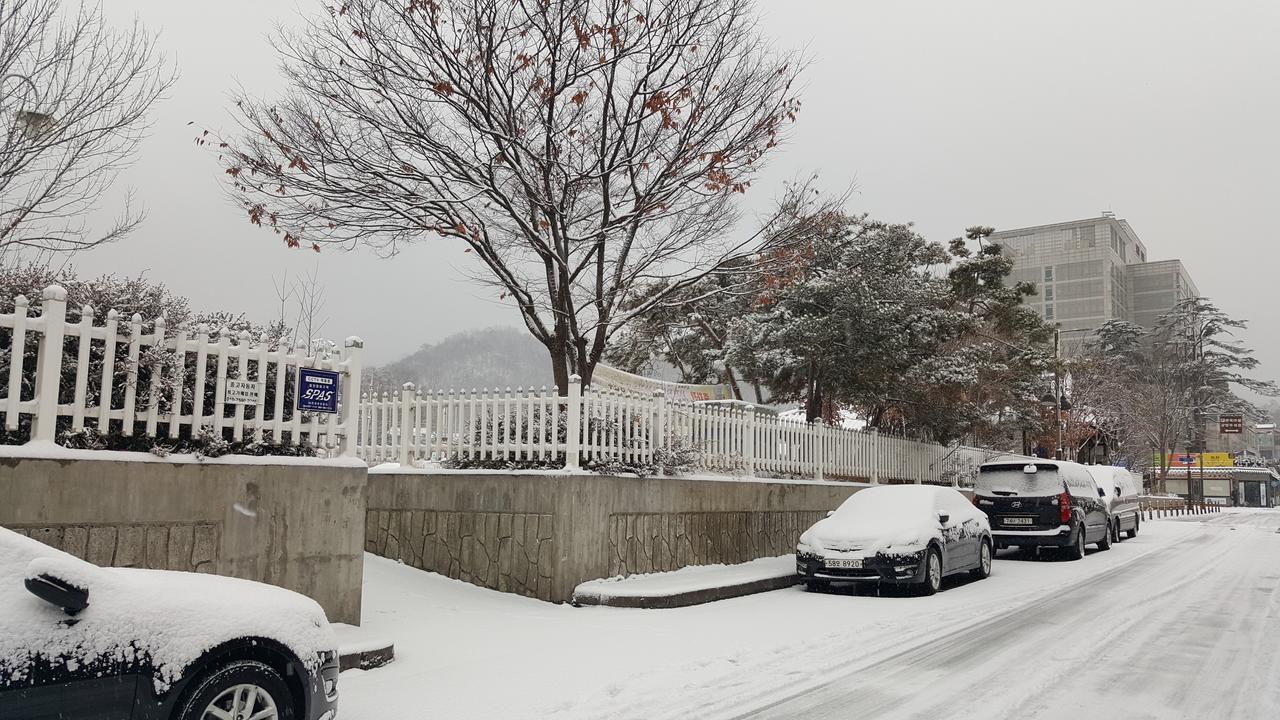 Inyeon Hanok Guesthouse Jeonju Buitenkant foto