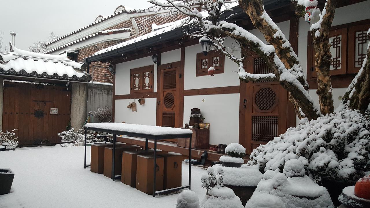 Inyeon Hanok Guesthouse Jeonju Buitenkant foto