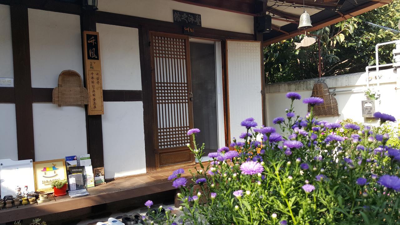 Inyeon Hanok Guesthouse Jeonju Buitenkant foto